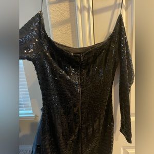 Black off shoulder long sleeve Sequin party Dress